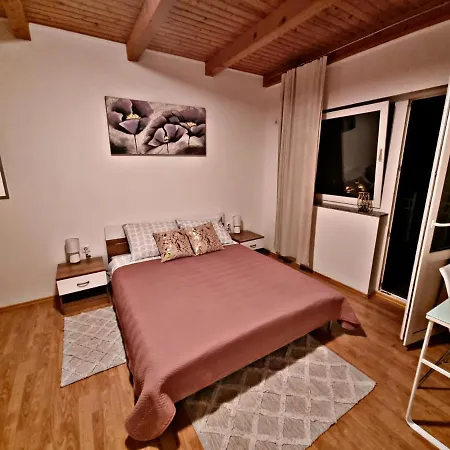 Park Srna Apartment Delnice